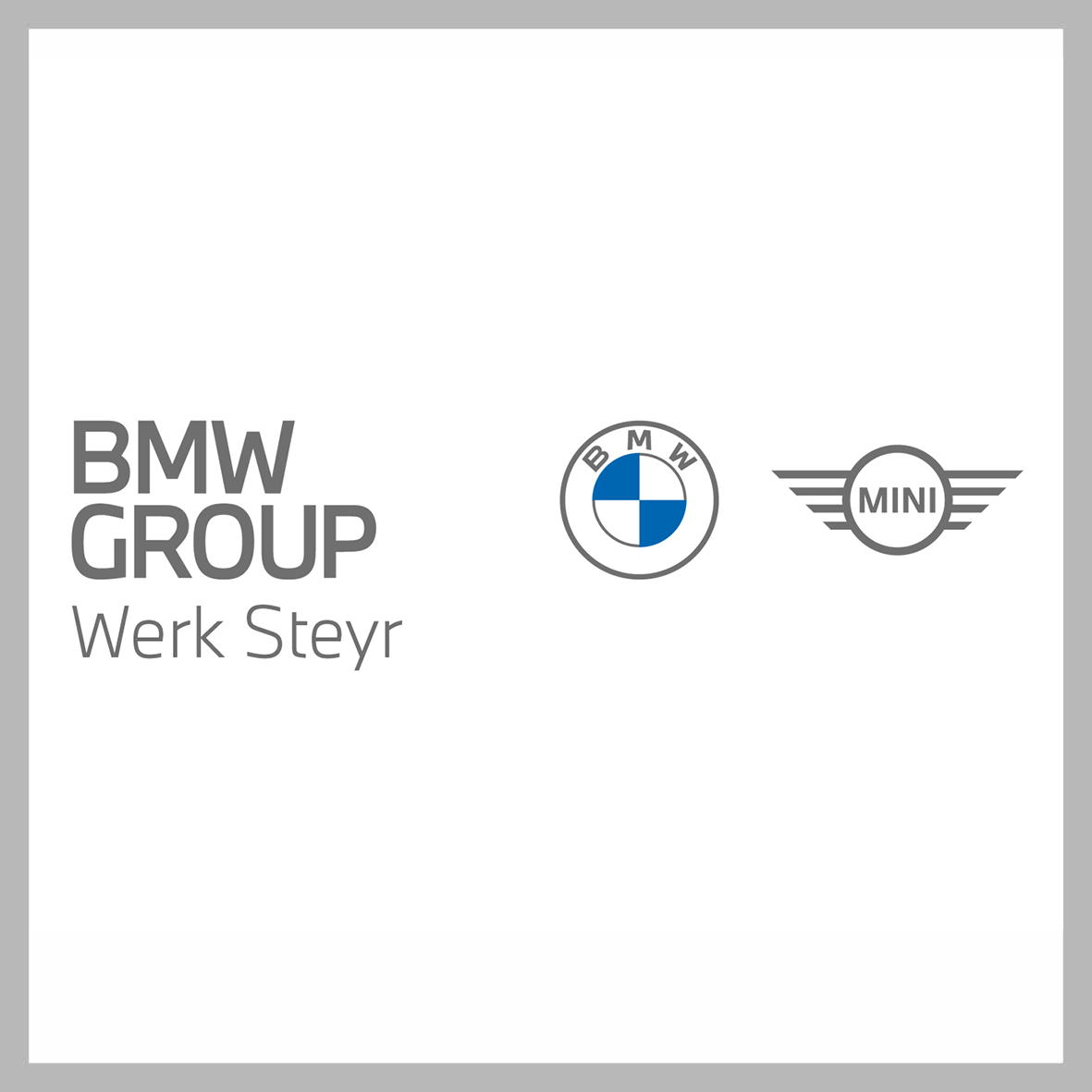Logo BMW group in Farbe auf weiß, quadratisch, grau umrandet